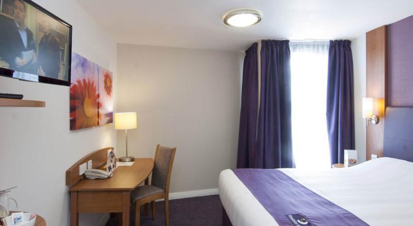 Premier Inn Uttoxeter Room photo