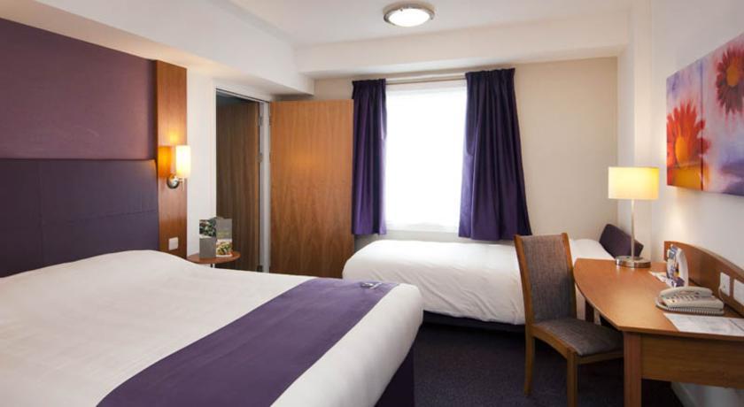 Premier Inn Uttoxeter Room photo