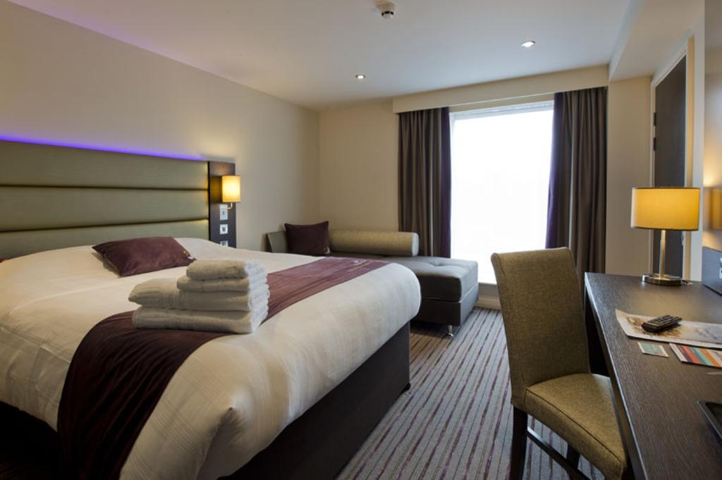 Premier Inn Uttoxeter Exterior photo